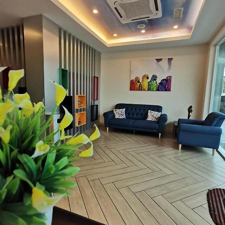 Hotel Capital Express Kota Kinabalu Esterno foto